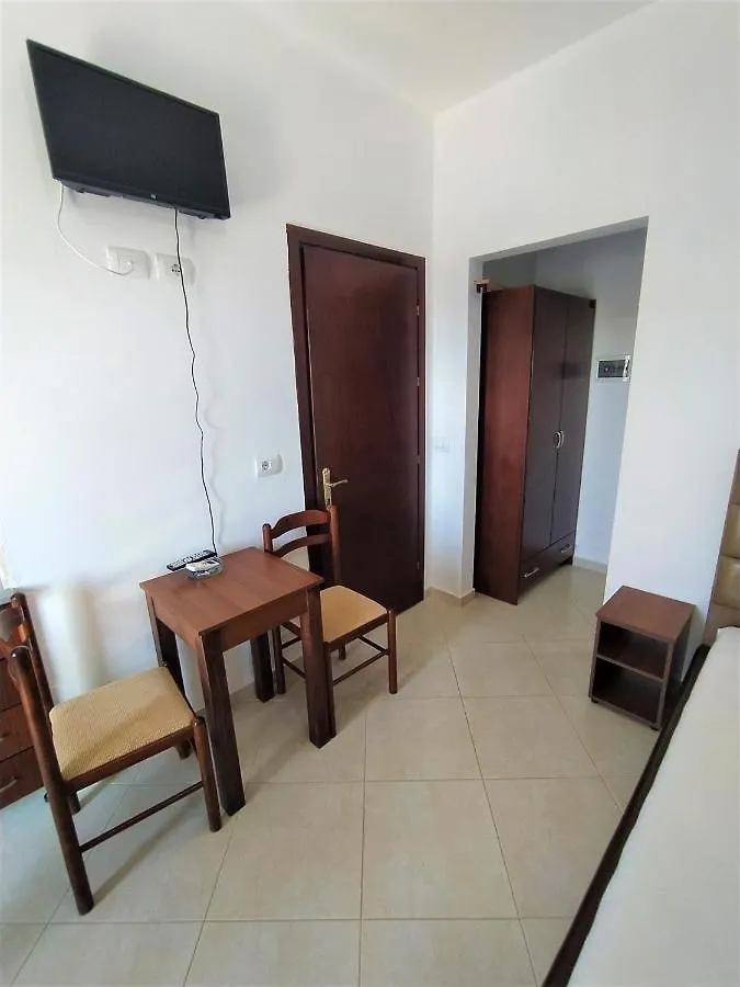 קסאמיל Ahmeti Rooms 0*,