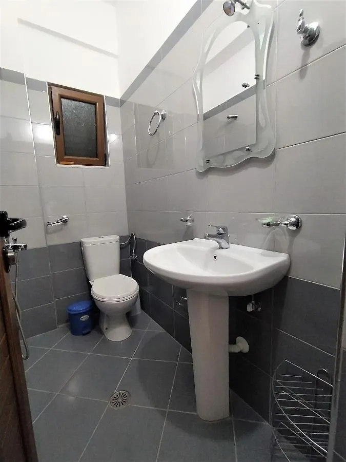 Ahmeti Rooms Ksamil